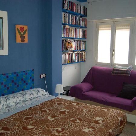 Habitacion Individual Luna & Tambor Room Алмерия Екстериор снимка