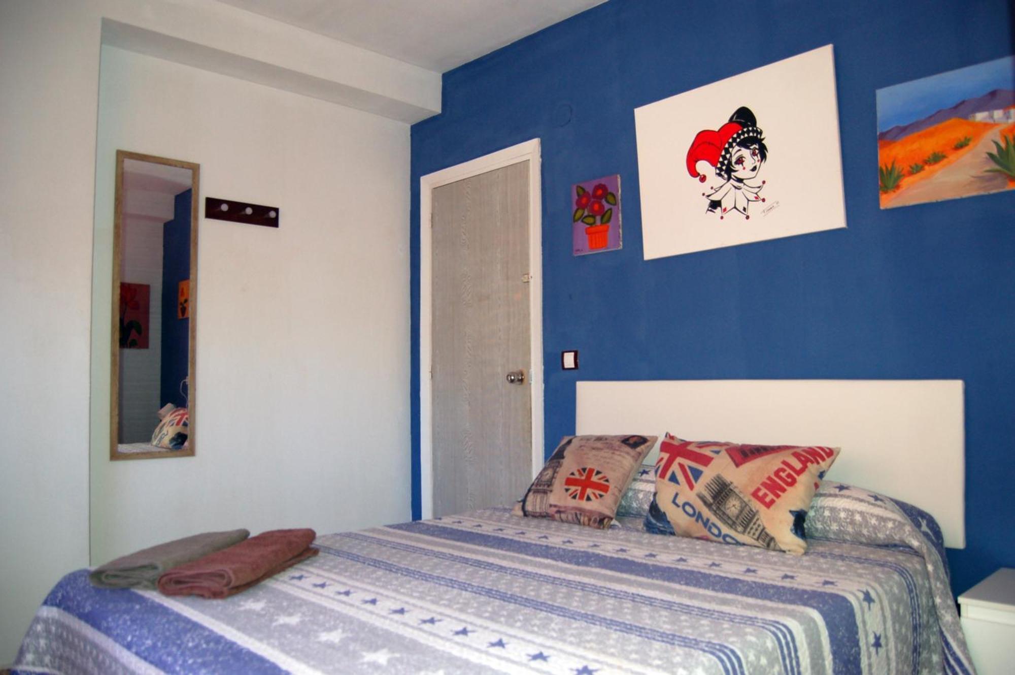 Habitacion Individual Luna & Tambor Room Алмерия Екстериор снимка